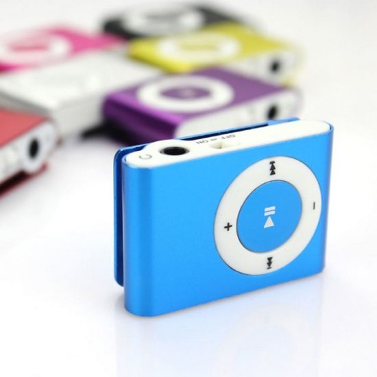 Цветен мини mp3 player със слушалки