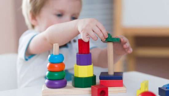 Играчки за деца на 2 години - Идеи за подаръци от Stemago.com, подаръци ...