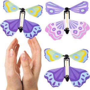 Идеи за празнична декорация - летящи пеперуди